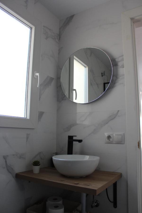 Brand New Studio With Terrace And Bbq Close To City Center Málaga Buitenkant foto