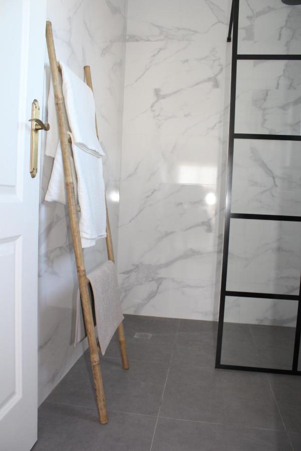 Brand New Studio With Terrace And Bbq Close To City Center Málaga Buitenkant foto