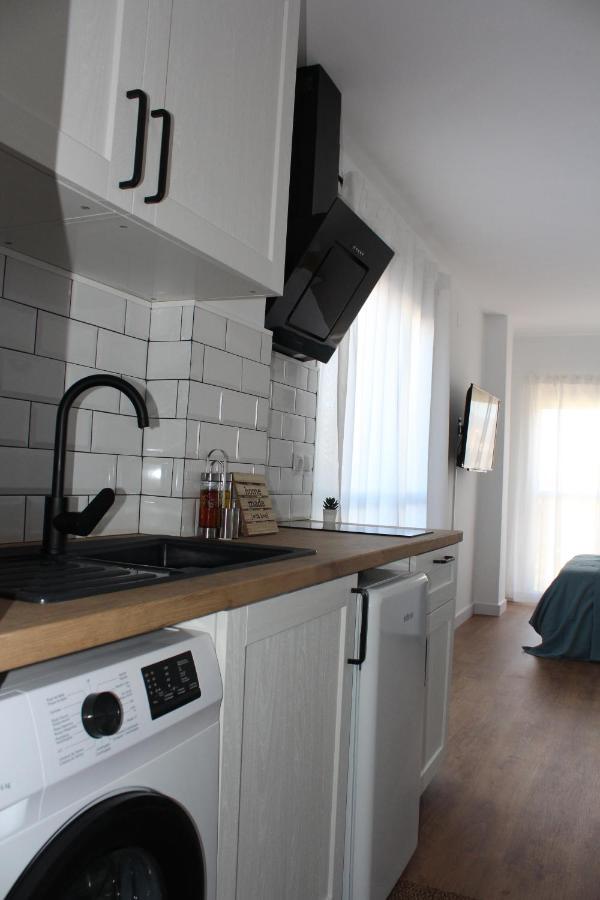 Brand New Studio With Terrace And Bbq Close To City Center Málaga Buitenkant foto